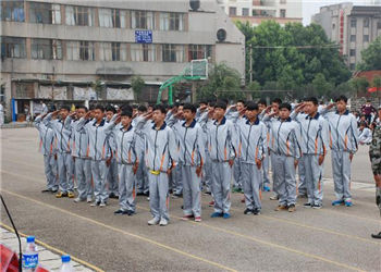 云南工业技师学院2018年报读条件