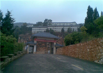 晋宁卫生职业学院2019年中专报名时间