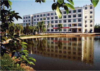 云南昆明艺术职业学校2018年三年制普通中专报名条件