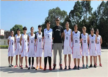 云南经贸外事学校2018年三年制中专报名条件