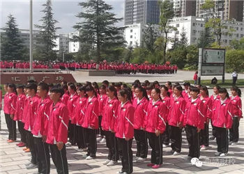 曲靖财经学校2019年全日制中专报名与报读须知