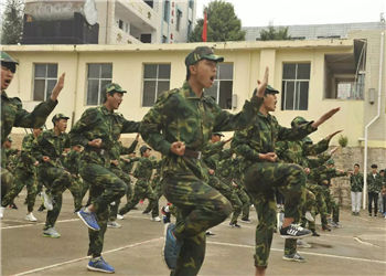 昆明市化工技工学校2019年中专招生网