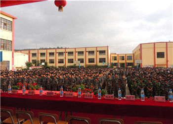 云南昆明工业学校2018年中专报名咨询电话