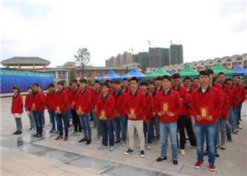 云南工业技师学院2020年学费标准