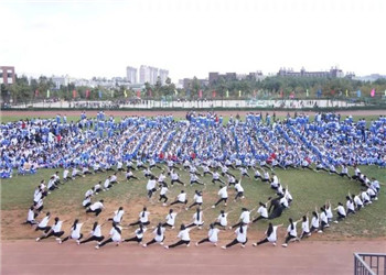 云南卫生学校2021年三年制中专招生有哪些专业