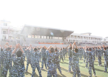 云南曲靖农业学校2021年三年制招生初中生吗