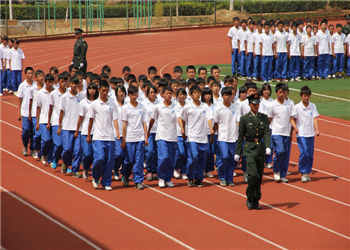 曲靖市运用技术学校2021年普通中专招生指南