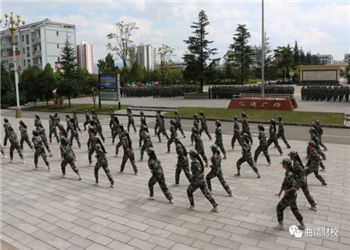 曲靖财经学校2021年普通中专招生报名