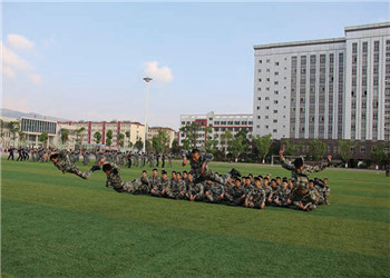 曲靖护理学校2021年三年制招生指南