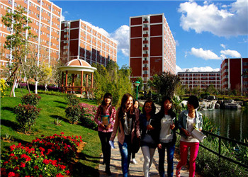 云南医药健康学院2021年初中起点中专特色专业
