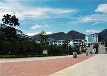 昆明卫生职业学院2022年普通中专报读条件(图1)