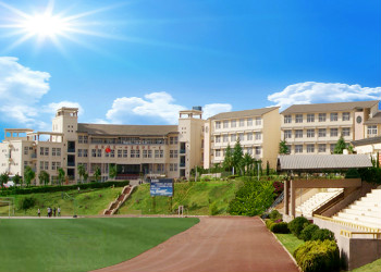 云南新兴职业学校2022年三年制专业分类目录(图1)