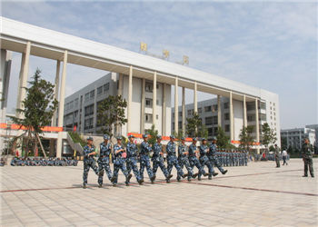 曲靖农业学校2022年初中起点招生专业(图1)