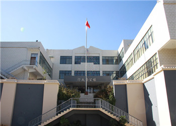 昆明冶金高级技工学校2022年专业及学费(图1)