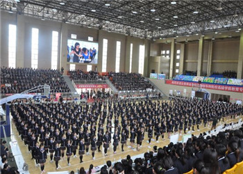 曲靖航空职业学校2022年普通中专报名手续(图1)