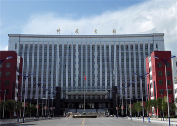 曲靖市麒麟职业教育集团2025年中专学费多少钱