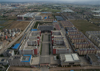 曲靖市麒麟职业教育集团2025年中专报名入口