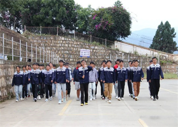 云南铜业高级技工学校2025年中专招生电话