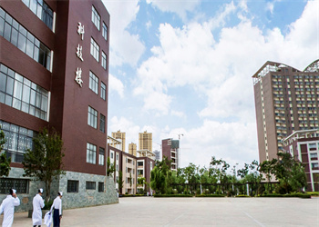 昆明市卫生学校2026年中专招生条件 昆明市卫生学校2026年中专招生条件