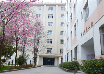 云南中医药中等专业学校2026年中专学费多少钱 云南中医药中等专业学校2026年中专学费多少钱