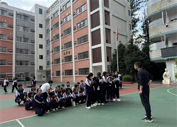 昆明市旅游职业中学2026年中专招生电话 昆明市旅游职业中学2026年中专招生电话