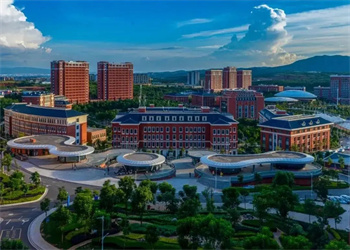 云南经贸外事学校2026年中专有哪些专业