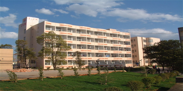 云南交通技师学院2026年学费多少钱 云南交通技师学院2026年学费多少钱